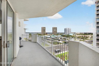 Experience resort-style oceanfront living at the iconic Oceans - photo 17