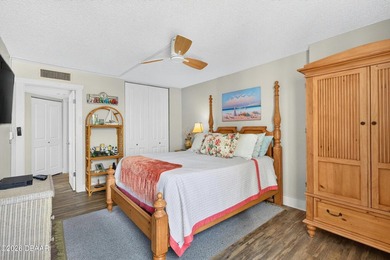 Experience resort-style oceanfront living at the iconic Oceans - photo 21