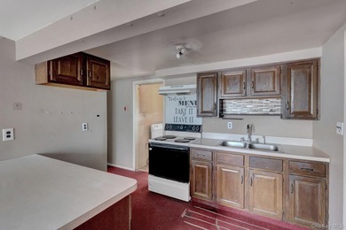 Hi-Ranch Style Home. This Home Features 6 Bedrooms, 2 Full Baths - photo 22