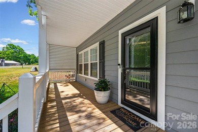 Welcome to this Charleston-style Southern charmer in the highly - photo 3