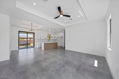 Welcome to the Moon Model, a beautifully designed contemporary - photo 12