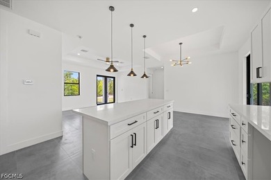 Welcome to the Moon Model, a beautifully designed contemporary - photo 14