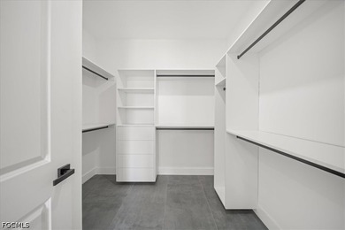Welcome to the Moon Model, a beautifully designed contemporary - photo 19