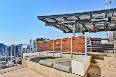 STUNNING SOUTHWEST CORNER TOWNHOME LOCATED IN ONE OF THE MOST - photo 43