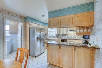 Tucked away on a quiet cul-de-sac, this beautifully maintained - photo 10