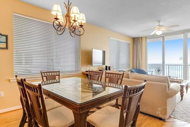 Beautiful three-bedroom, three-bath corner-unit condo with - photo 4