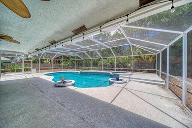 Welcome to this well-appointed 4-bedroom, 3-bathroom residence - photo 22