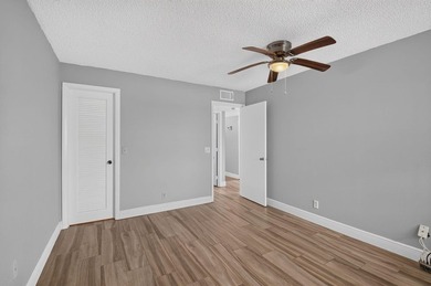 Stunning Fully Renovated 2-Bedroom, 2-Bath Condo with - photo 23