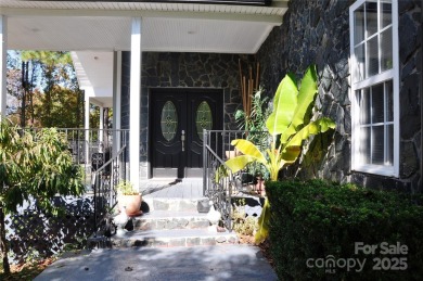 Great price improvement! This custom-built waterfront home on - photo 4