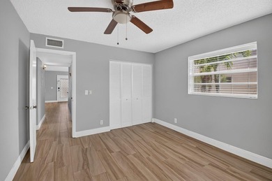 Stunning Fully Renovated 2-Bedroom, 2-Bath Condo with - photo 24