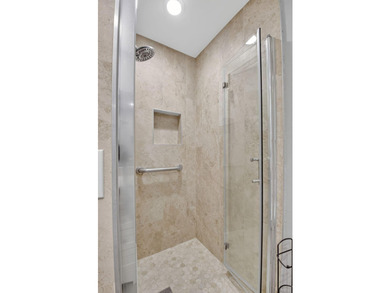 Stunning Fully Renovated 2-Bedroom, 2-Bath Condo with - photo 25