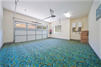 Located in a prime Arcadia neighborhood with access to - photo 27