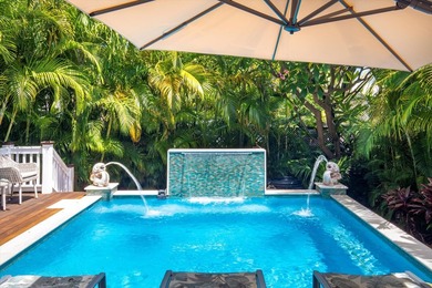 Private Old Town property with built-in income and exceptional - photo 11