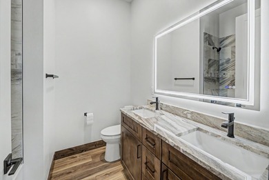 Brand New Custom Construction on 2.72 private acres in Canyon - photo 11