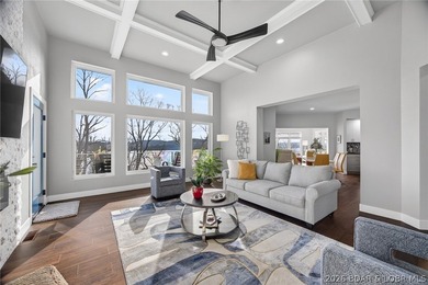 MOTIVATED SELLERS!!! Experience the newest fully furnished - photo 12