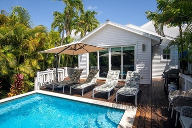 Private Old Town property with built-in income and exceptional - photo 15