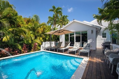 Private Old Town property with built-in income and exceptional - photo 16