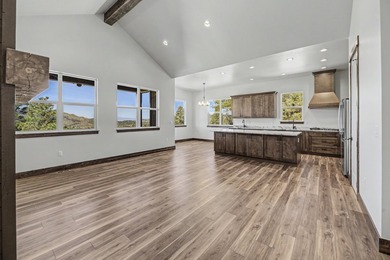 Brand New Custom Construction on 2.72 private acres in Canyon - photo 23