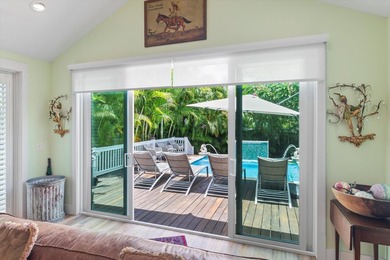 Private Old Town property with built-in income and exceptional - photo 27