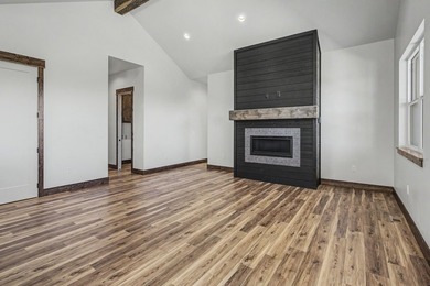 Brand New Custom Construction on 2.72 private acres in Canyon - photo 31
