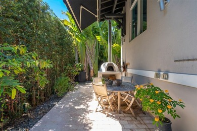 Elevated, 3,888 sf Adjusted Area. Sophisticated Mediterranean - photo 33