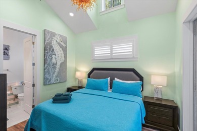 Private Old Town property with built-in income and exceptional - photo 42