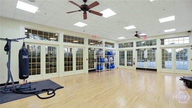 Set within an exclusive gated community, this impeccably - photo 45