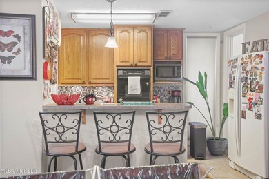 Motivated seller--bring your offer! This one-of-a-kind home - photo 6