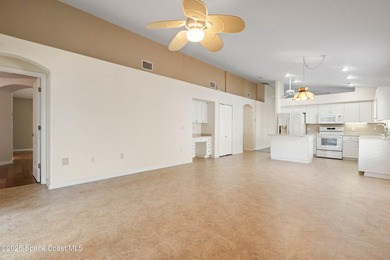 Desirable Pine Creek 55+ Community offers this spacious - photo 7