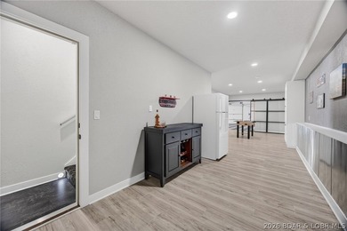 MOTIVATED SELLERS!!! Experience the newest fully furnished - photo 50