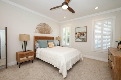 Virtually Staged. Built by the owner with uncompromising - photo 50