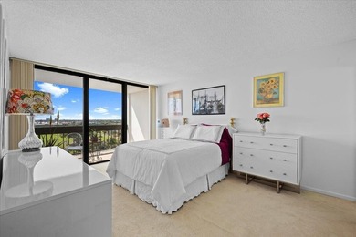 Step into refined living at The Lincoln Tower with Stunning Golf - photo 15