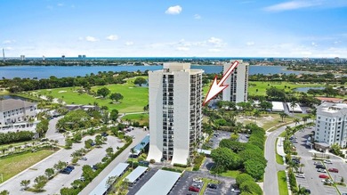 Step into refined living at The Lincoln Tower with Stunning Golf - photo 29