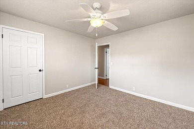 Welcome home to this well-maintained three-bedroom, two-bath - photo 35