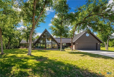 (private lake, pond, creek) Home For Sale in Temple Texas