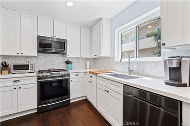 Welcome to The Encino, a boutique condominium community ideally - photo 11