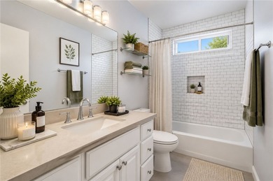 Welcome to The Encino, a boutique condominium community ideally - photo 21