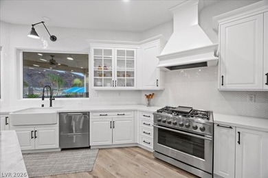 Exceptional Boulder City residence just minutes from Lake Mead - photo 5