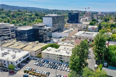 Welcome to The Encino, a boutique condominium community ideally - photo 28