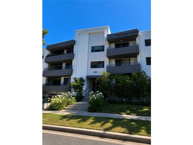 Welcome to The Encino, a boutique condominium community ideally - photo 31