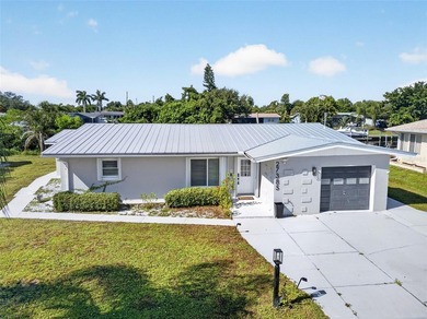 Virtually Staged. FULLY REMODELED 3 BEDROOM, 2 BATH, 1-CAR - photo 48