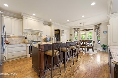 Luxury meets lifestyle in this exceptional Jefferson Park - photo 11