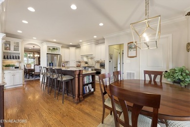 Luxury meets lifestyle in this exceptional Jefferson Park - photo 15