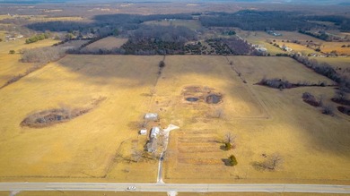 The Fuqua Farm, located in a highly desirable area of Greene - photo 15
