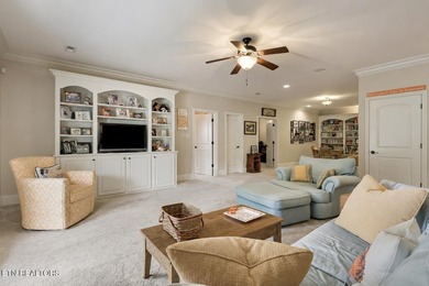 Luxury meets lifestyle in this exceptional Jefferson Park - photo 36