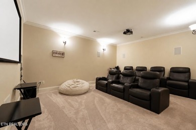Luxury meets lifestyle in this exceptional Jefferson Park - photo 38