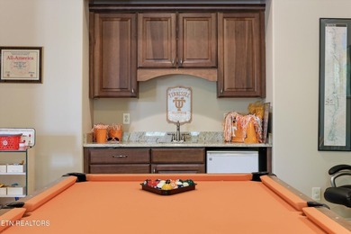 Luxury meets lifestyle in this exceptional Jefferson Park - photo 40