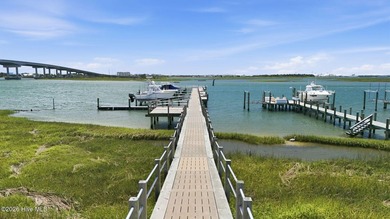 TRULY CUSTOMIZED UNIQUE ONE LEVEL WATERFRONT HOME!! Located in - photo 4