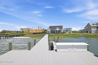 TRULY CUSTOMIZED UNIQUE ONE LEVEL WATERFRONT HOME!! Located in - photo 7