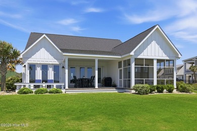 TRULY CUSTOMIZED UNIQUE ONE LEVEL WATERFRONT HOME!! Located in - photo 8